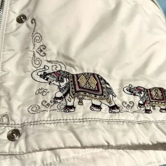 Vintage Bogner heavily embroidered Elephant Design white ski jacket 4 - Picture 5 of 14